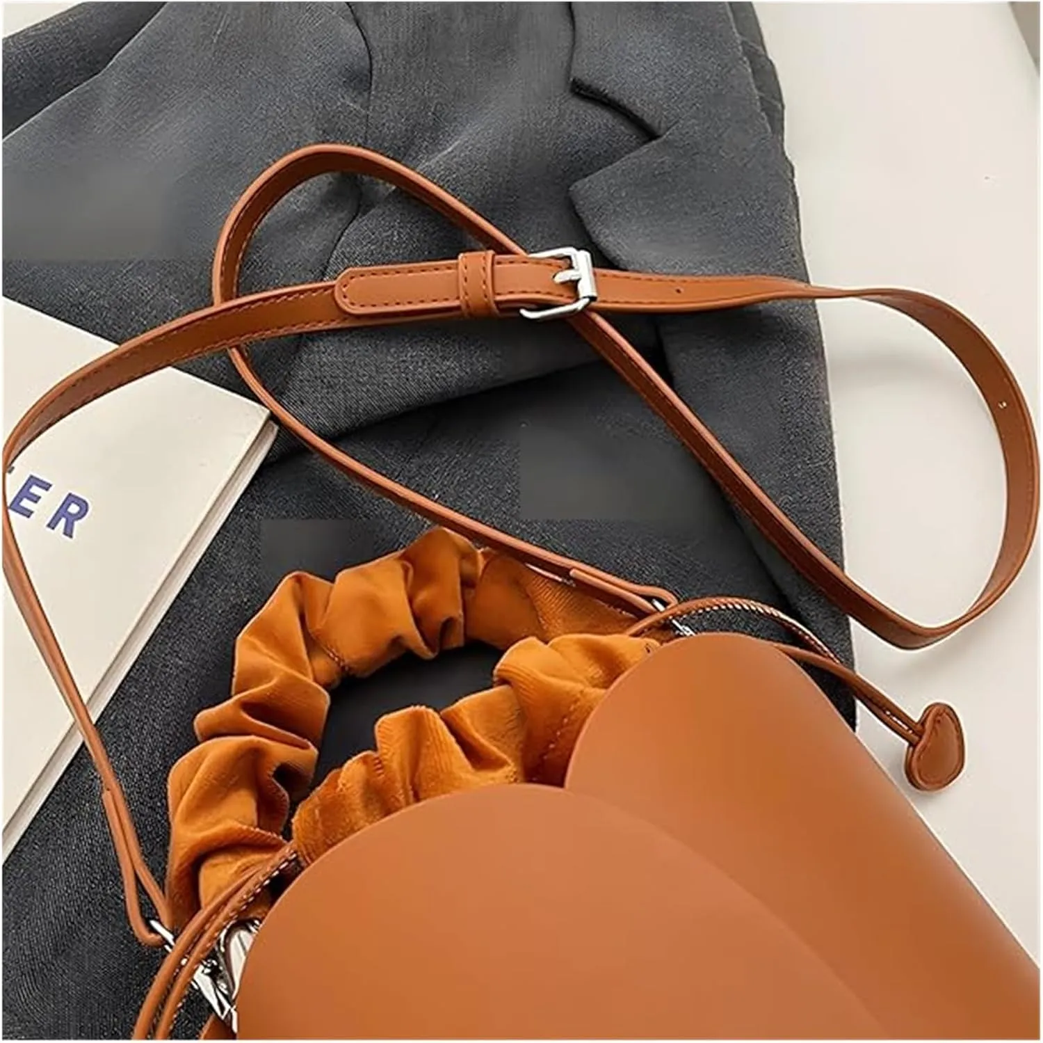2025 New model Creative Petal Bag, Creative Petal Large-capacity Design Women's Single-shoulder Bag, Multi-functional Crossbody Bag(Black)