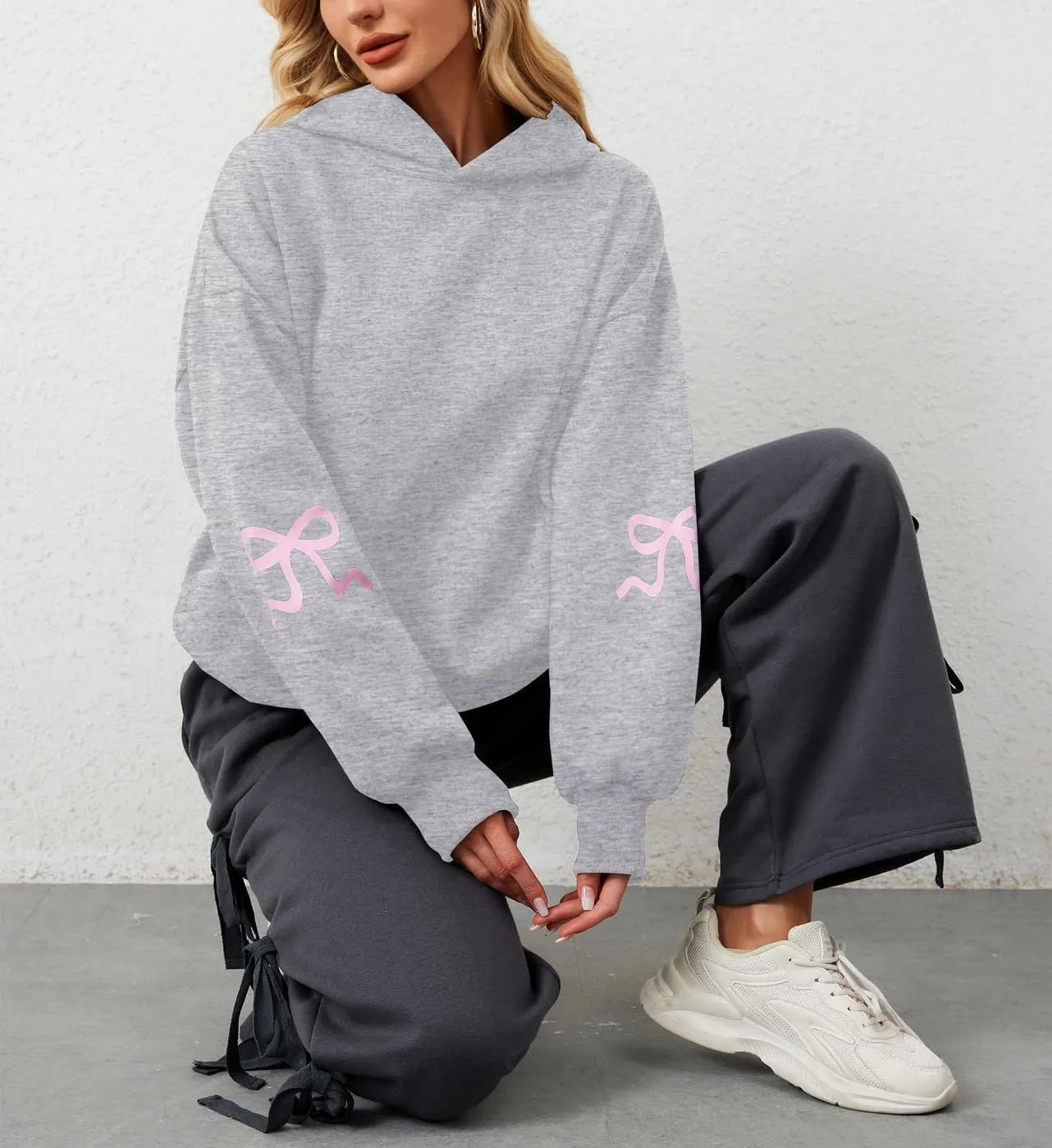 Women Oversized Bow Hoodies Long Sleeve Cute Graphic Hooded Sweatshirts Preppy Aesthetic Pullover Top